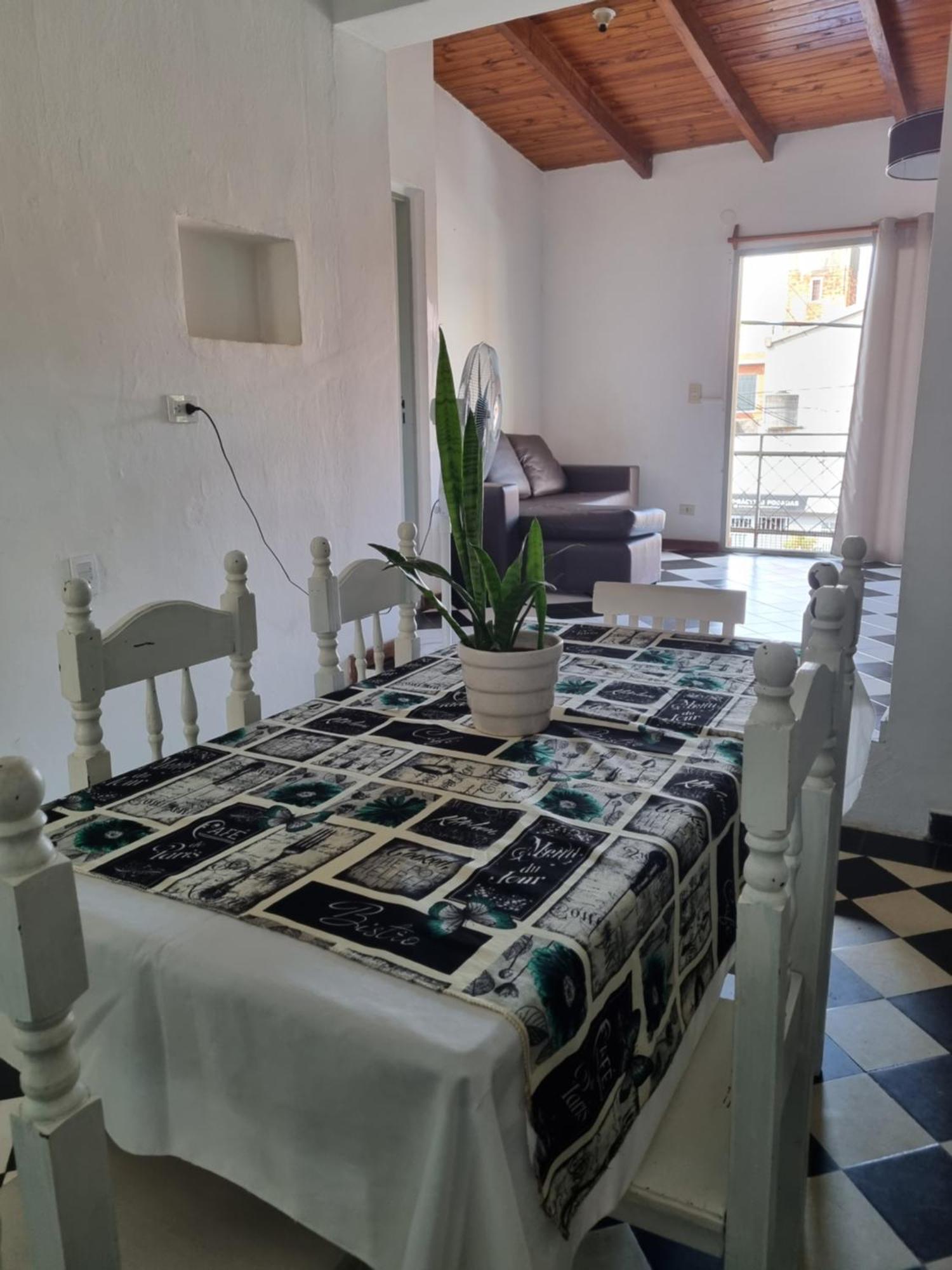 El Departamento En *